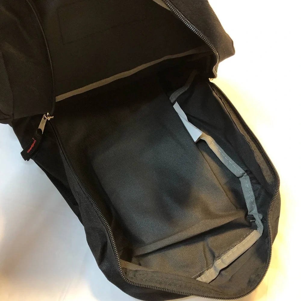 NWT Trailmaker Adjustable Strap 17-inch Black Backpack